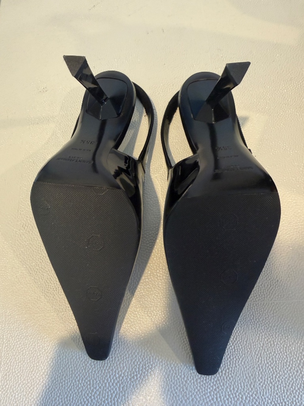 Saint Laurent Slingback - Picture 2 of 6